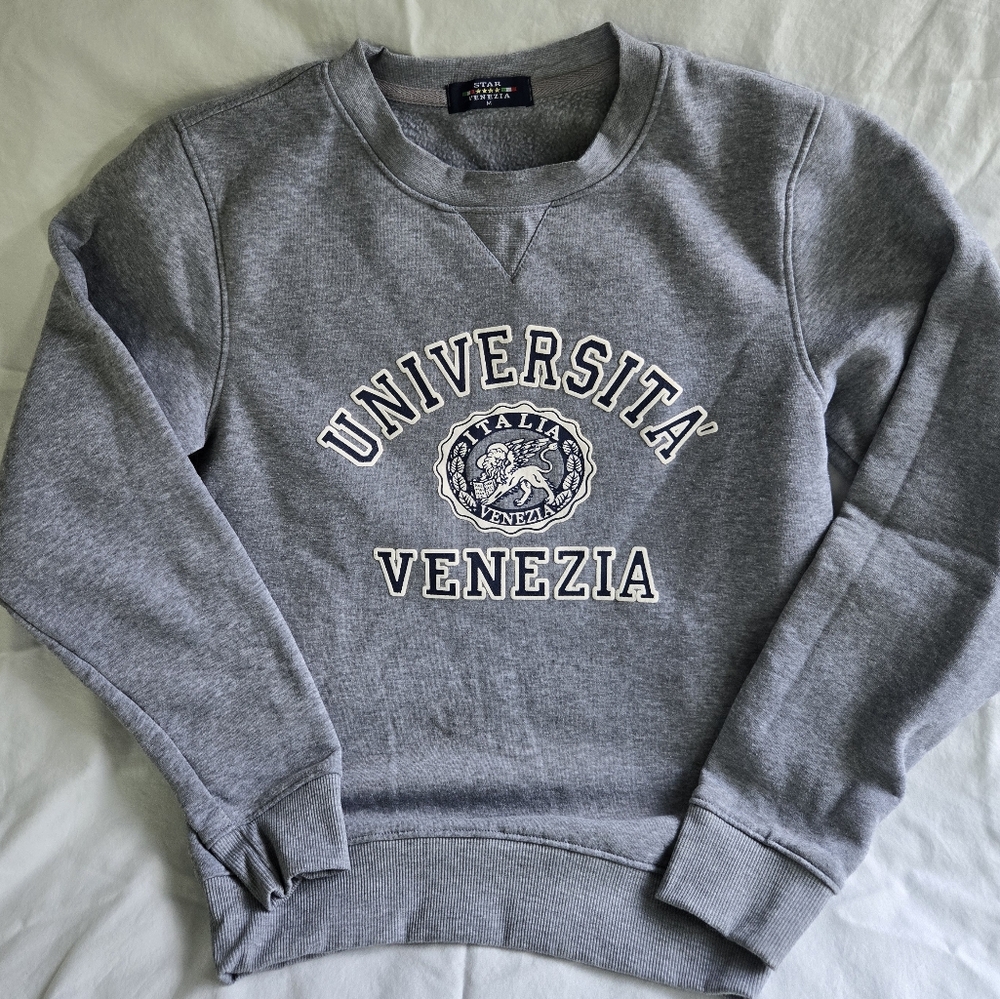 Venezia Gray Sweatshirt